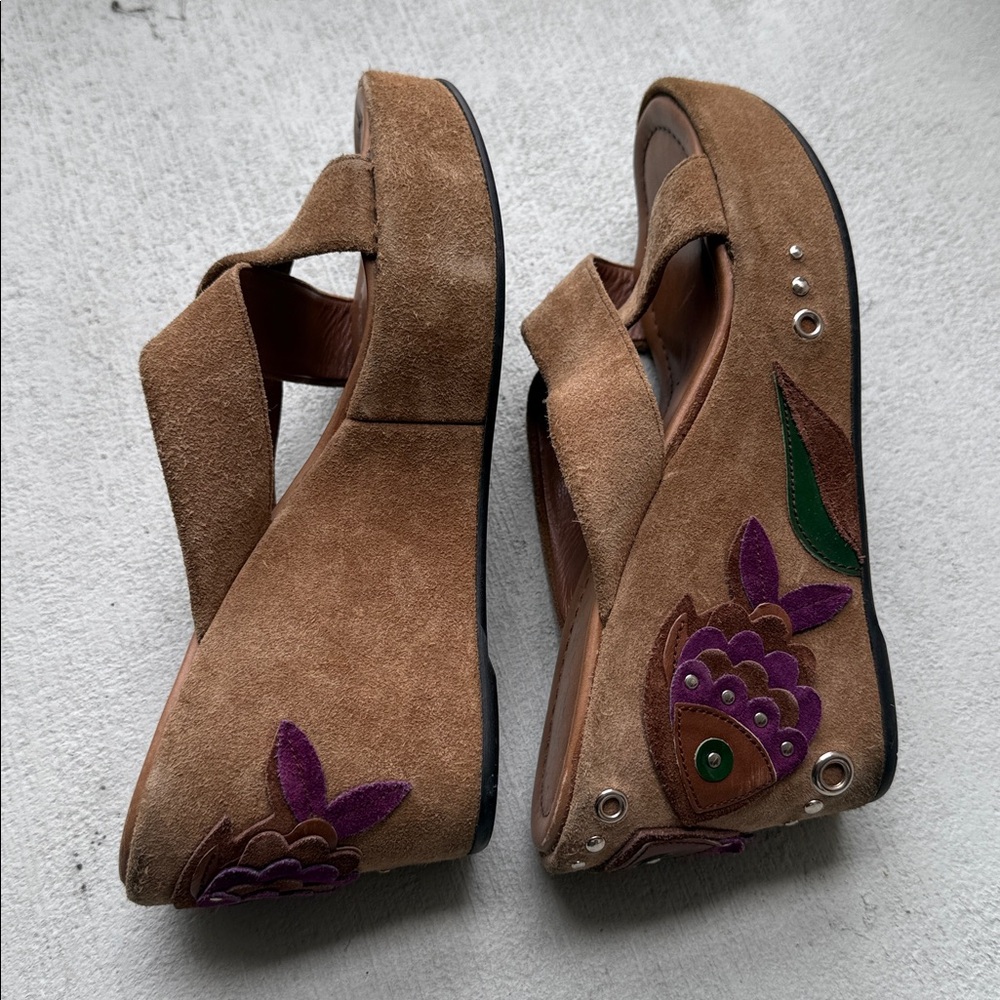 Prada vintage suede brown platform sandals with fish motif 40 - Picture 4 of 12